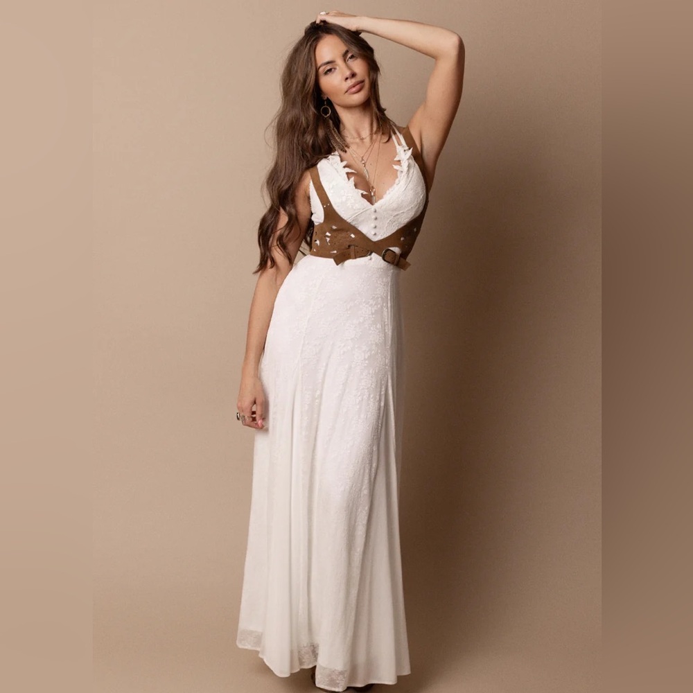 Joyfolie Ivory Lace Spaghetti Strap Maxi Dress